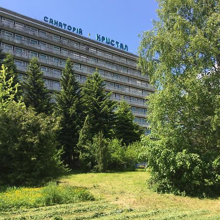 Sanatoriy Kristall Truskavets Bagian luar foto